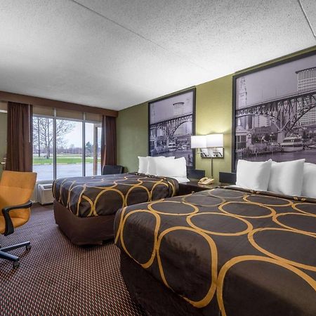 Super 8 By Wyndham Perrysburg-Toledo Hotel Exterior foto