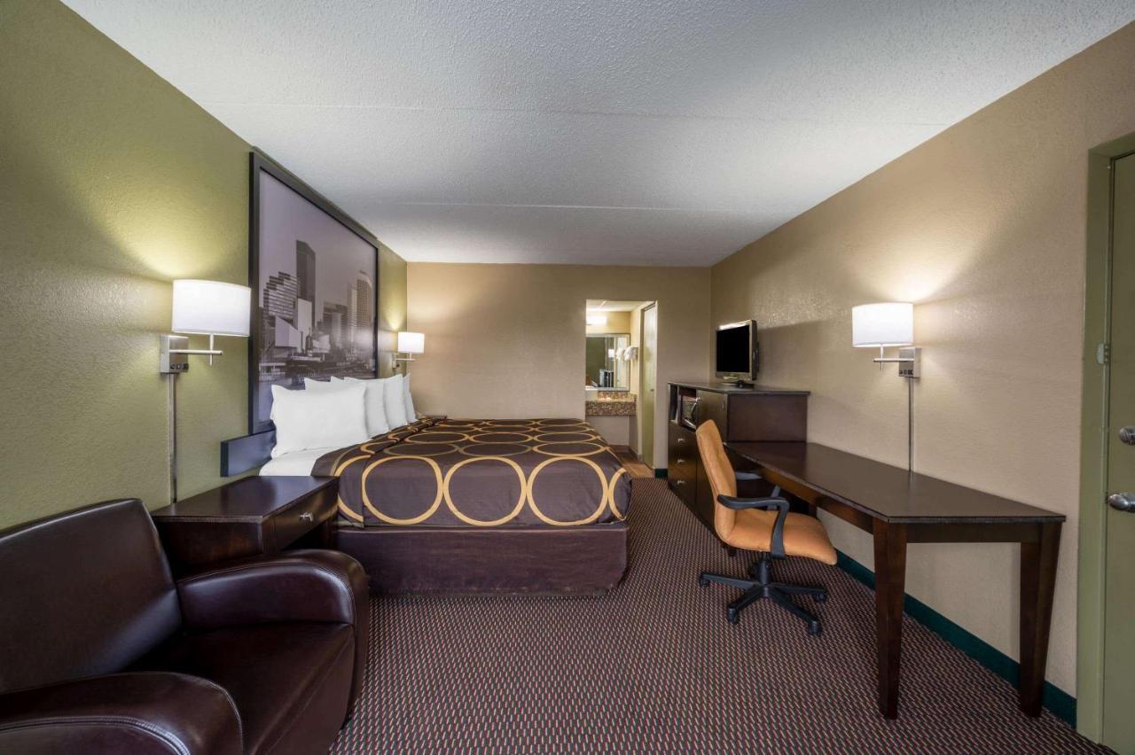 Super 8 By Wyndham Perrysburg-Toledo Hotel Exterior foto