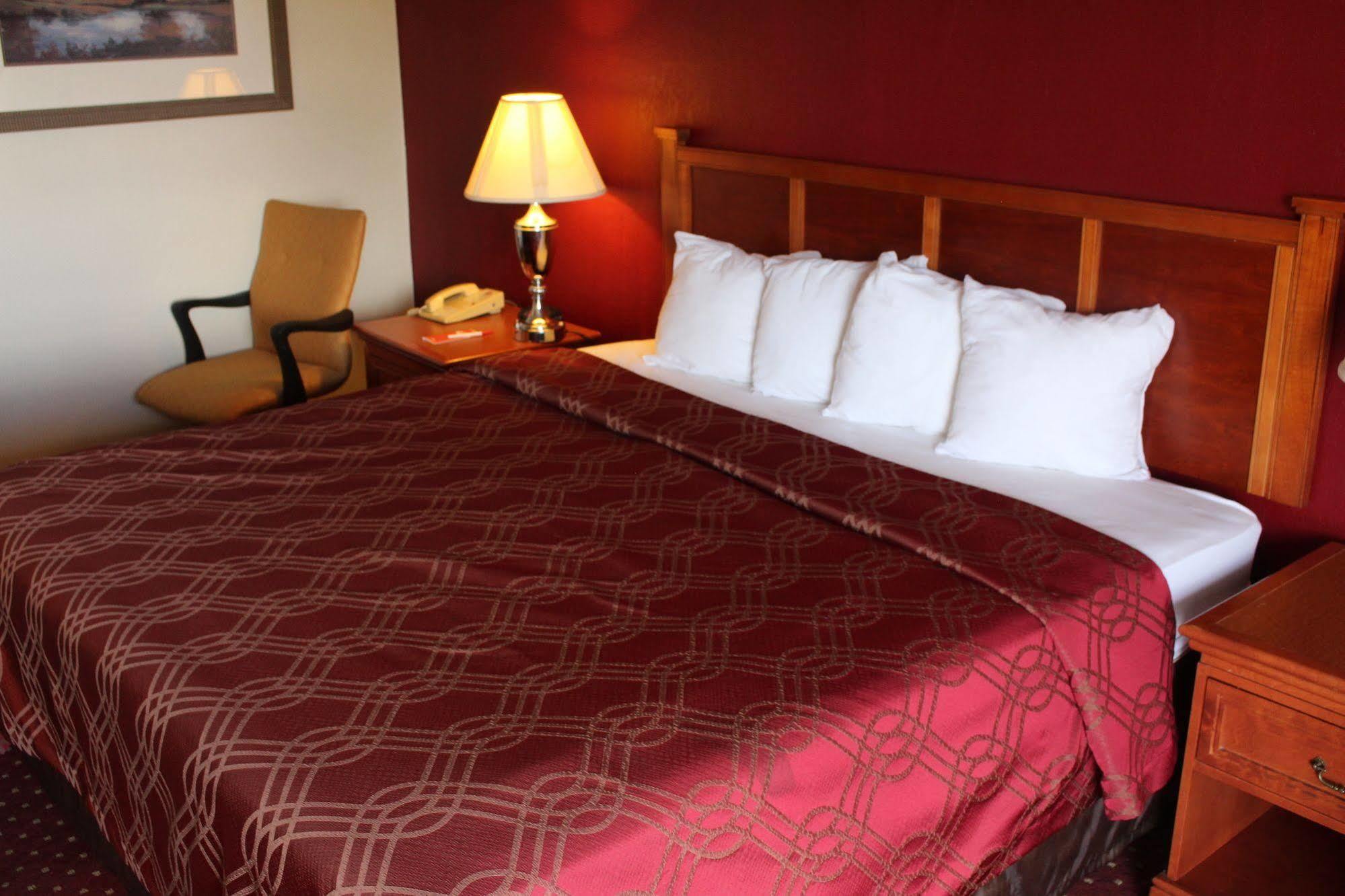 Super 8 By Wyndham Perrysburg-Toledo Hotel Exterior foto